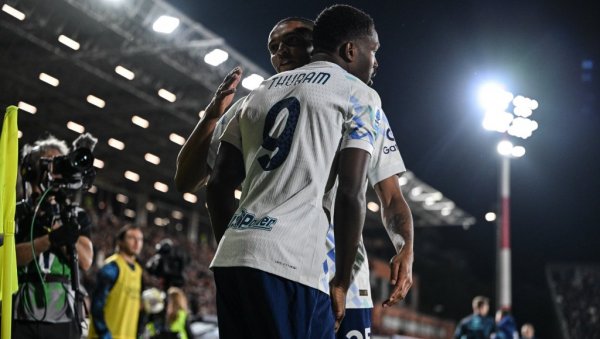 КАКВА УТАКМИЦА У СЕРИЈИ А: Интер у лудом мечу победио Комо и направио озбиљан корак ка титули