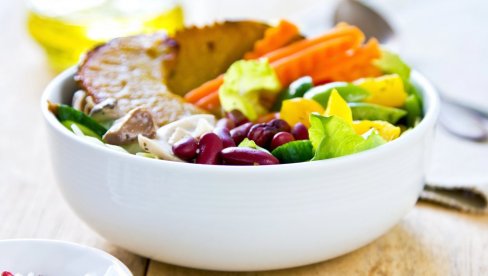 СИРОВО НИЈЕ УВЕК И ЗДРАВИЈЕ: За осетљив стомак само барени зелениш (ЈЕЛОВНИК)