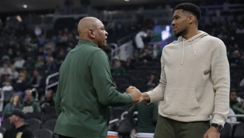 GOTOVO JE! Slavni NBA trener dobio otkaz