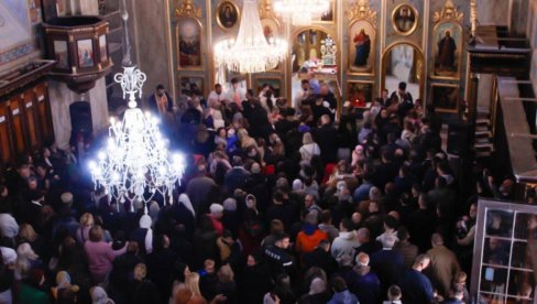 Sveštenik trgao ljude na liturgiji: Ove reči će mnogi upamtiti (FOTO)