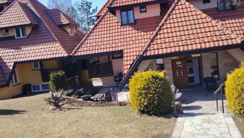 IZVORI ZDRAVE VODE, DIVLJE VOĆE I FABRIKA VAZDUHA: Divčibare su sve posećenija i traženija turistička destinacija (FOTO)