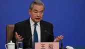 КИНЕСКИ МИНИСТАР ПОСЛАО ЈАСНУ ПОРУКУ: Решење за Ормуски мореуз само кроз дијалог
