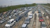 OBUSTAVLJEN EES SISTEM: Putnici ostali u šoku na Evzoniju