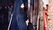 JUBILEJ U VISOKIM DEČANIMA: Patrijarh Porfirije obeležio 40 godina od monašenja (FOTO)