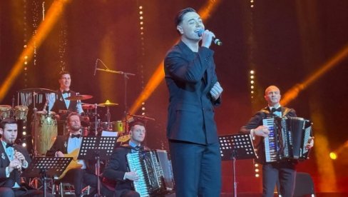 СНИМАК ИЗ СТУДИЈА ОСВОЈИО МРЕЖЕ ЗА МАЊЕ ОД 24 САТА: Нермин Ханџић показао како са Ташкетом настају нове песме (ФОТО)