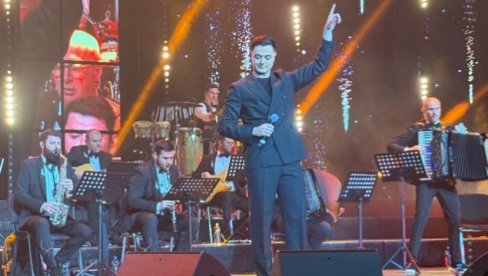 STIGLA PRINOVA U PORODICU HANDŽIĆ: Dok čeka prvi album, Nermin proživljava najveću sreću (FOTO)