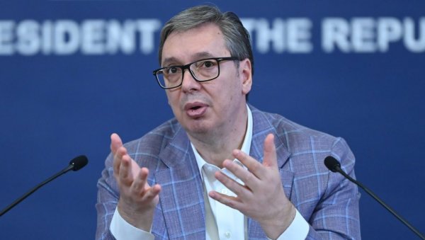 НАСТАВЉАЈУ СЕ КОНСУЛТАЦИЈЕ: Вучић данас са Руском странком, ЈС и странком Зелени Србије