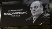 ОДЛАЗАК КОШАРКАШКОГ МАЂИОНИЧАРА! Легенде спорта на комеморацији Душку Вујошевићу