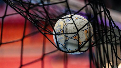 ПРЕСУДАН ЈЕ БАШ СВАКИ ГОЛ! Рукометаши Србије и Мађарске у првој борби за пласман на Светском првенству!
