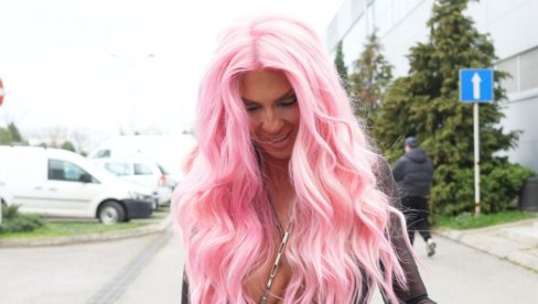 Атина примљена на 2 ФАКУЛТЕТА, ево ГДЕ ће студирати - ЈК поносна на ћерку