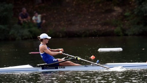 JOVANA U FINALU: Naša najbolja veslačica u nedelju će se boriti za medalju na regati Svetskog kupa u Plovdivu