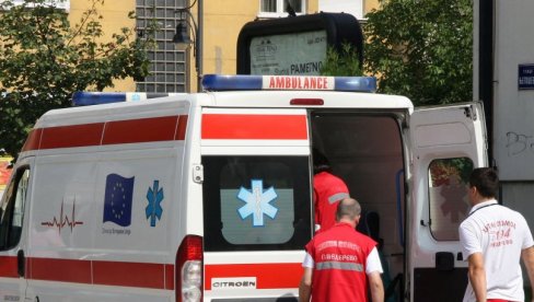 PAS NAPAO MUŠKARCA I UGRIZAO GA ZA VRAT U VETERINARSKOJ ORDINACIJI: Hitno prevezen u Urgentni centar - Užas na Bežanijskoj kosi