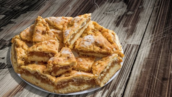 Без јаја и млека: Лења пита, другачија од оне на коју сте навикли