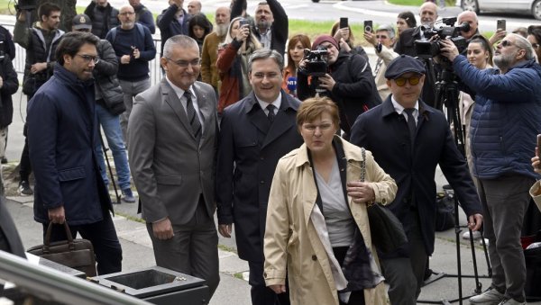 Селаковић у судници разоткрио: Младен Ненадић уцењује део полиције, има их за нека кривична дела