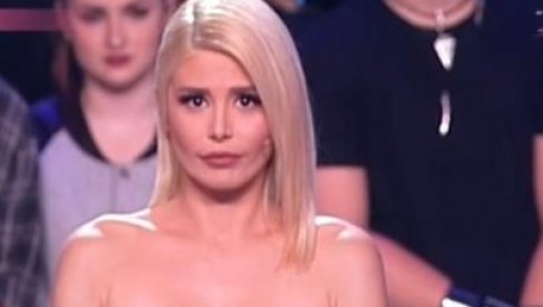 БЛОКАДЕРСКО ЛУДИЛО! Ана Михајловски “повлачи се” са свих функција из портала који је сама основала, и то због позамашне донације! (ФОТО)