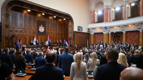 POČELA SEDNICA: Poslanici nastavljaju raspravu o 18 tačaka dnevnog reda vanrednog zasedanja