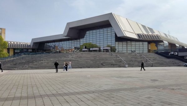 45 година Новосадске лепотице: Спенс обележио рођендан изложбом фотографија са најзначајнијих спортских догађаја