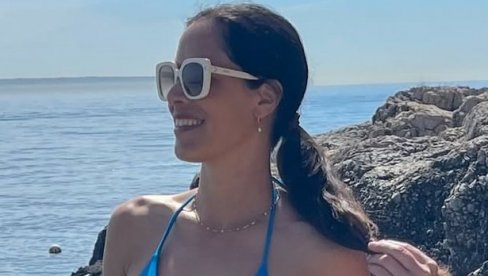 Nakon životnih turbulencija okrenula novi list: Ana Ivanović izgleda nikad bolje i uživa na moru (FOTO)