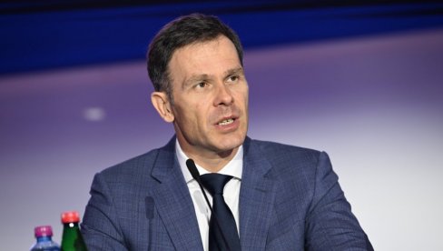 Prvi dan preko okeana i već mu nedostajem: Siniša Mali odgovorio Dušanu Nikezića