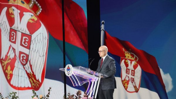 Вучевић честитао Дан Војске Србије: Симбол снаге државе и ослонац свим грађанима (ВИДЕО)