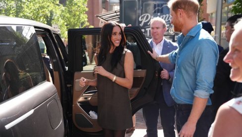 Megan Markl obukla minić, a noge kao čačkalice, svi su u šoku kako izgleda: Nosi i detalj koji je prezirala na dvoru! (FOTO)