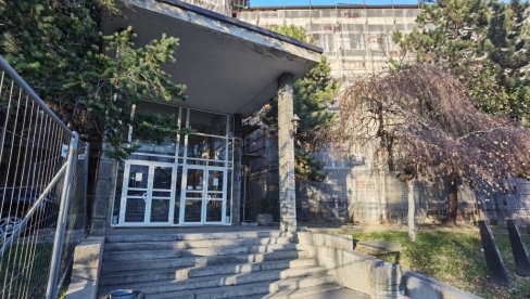 Oglasio se Medicinski fakultet: Blokaderi ugrožavali živote članova Izborne komisije