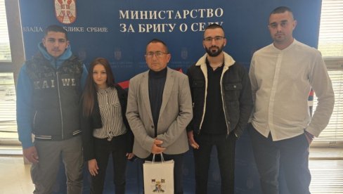 Potpisana četiri nova ugovora: Bačka Palanka za pet godina obezbedila čak 202 kuće za mlade i mlade bračne parove