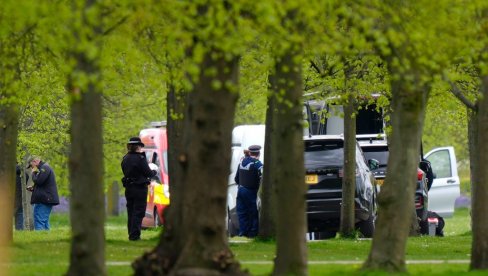 Француска завијене у црно: У саобраћајнц страдале девојчице од 13, 14 и 15 година