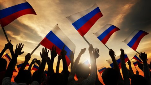 РУСИЈА СЛАВЕ КРАХ СРБИНА: Дочекала и ово