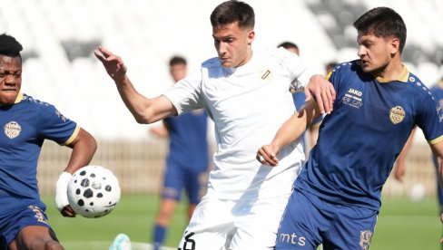 Каква утакмица у Суперлиги Србије: Чукарички у надокнади испустио победу против Радника (ФОТО)