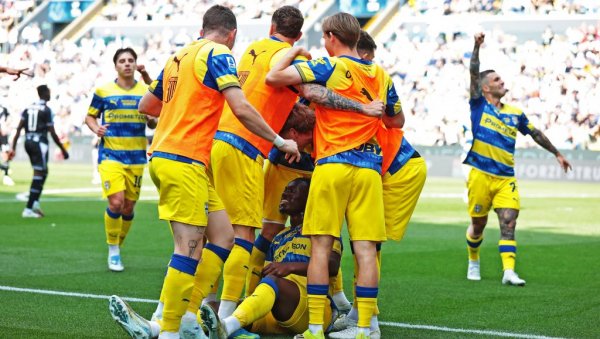 Парма победила после два месеца: Млекаџије веома близу опстанка у Серији А