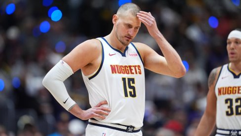 Камере снимиле оно што нису смеле! Израз лица Николе Јокића открива горку истину (ВИДЕО)