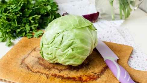 Trik za sečenje kupusa: Ovo je najlakši način da napravite salatu