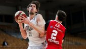PAO MU MRAK NA OČI! Boban Marjanović poludeo, hteo da bije navijača, smirivao ga Dončić (VIDEO)