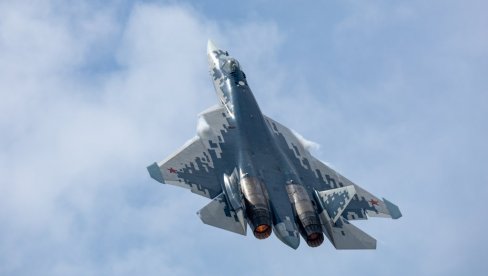 Невидљиви више нису безбедни? Украјина гађала руске Су-57 дубоко иза линије фронта - детаљи напада (ФОТО)