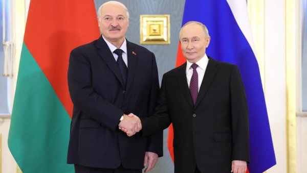 Лукашенко упозорава суседе: Русија ће употребити читав арсенал оружја бранећи Белорусију