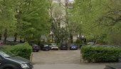 Паркирају кола по својим правилима: Поједини становници престонице сами решавају проблеме