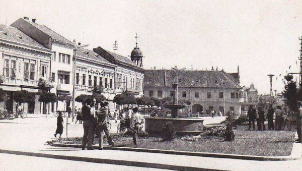 Стара ливена фонтана у новом руху: Освежен кутак на Градском тргу у Вршцу (ФОТО)