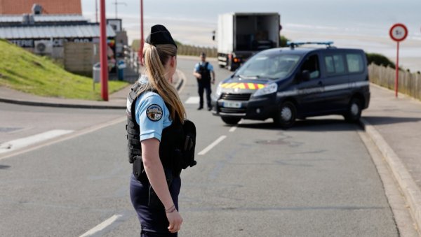 Страва у фабрици: Радник погинуо када је упао у машину за млевење меса код Лиона