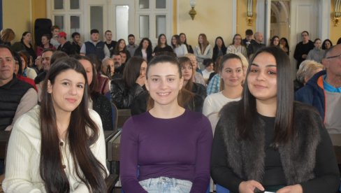 Stipendije za studente: U Kikindi daju i podsticaje uspešnim akademcima