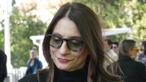 Имам маглу у глави: Мандина удовица се суочава са здравственим проблемом