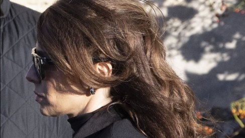 Proslavila se kao pevačica i sudija u X Faktoru, zavela 10 godina mlađeg koji je tragično skončao: Nova porodična drama prelepe Britanke