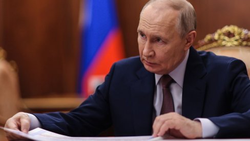 Путин поручује : Нема „малих војника“, сви смо тим и служимо земљи
