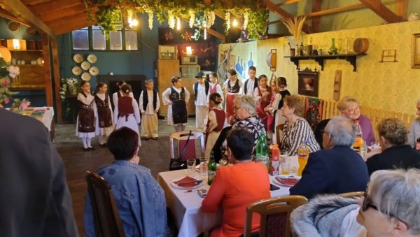 Руска салата актуелна и у пролеће: Манифестација у Зрењанину