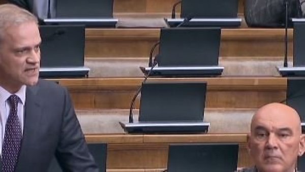 Да ли овоме има краја?! Блокадери напали Вучића јер није увео санкције Русији (ВИДЕО)