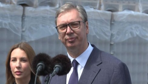 Iz pepela podižemo fabriku Vučić poručio: Ova fabrika je bila najmoćnija u celom Pomoravlju, gradila je i zidala naša sela (VIDEO)