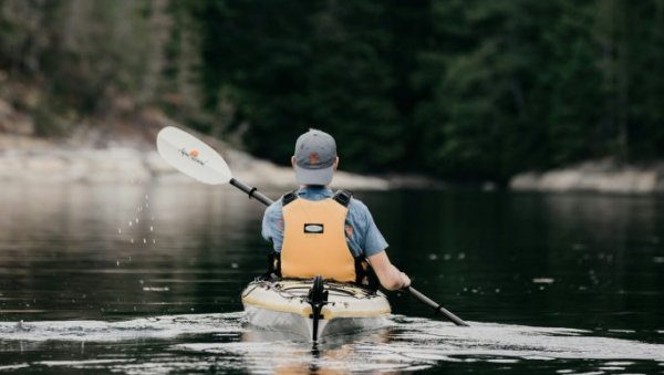 Има мртвих: Преврнули се кајаци пуни људи на Тари