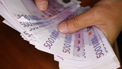 СТИЖЕ РЕКА НОВЦА ЗА ЧЕТИРИ ЗНАКА: Наредна три месеца мењају живот из корена - паре са свих страна