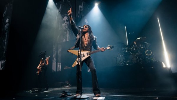 ЕКСКЛУЗИВНО ИЗ СТУДИЈА! Lenny Kravitz најављује нову еру звука пред спектакл на Ушћу!