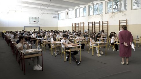 Осмацима на располагању 71.614 места: Министарство просвете објавило План уписа у средње школе